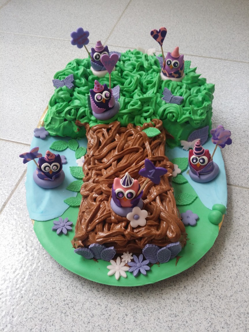 owl tree birthday cake